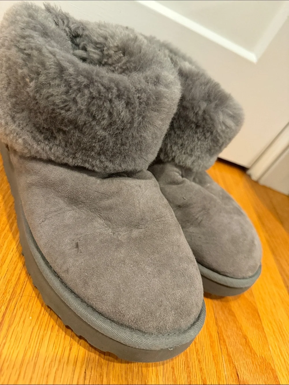 UGG Women's Short Gray Suede Shearling Boots